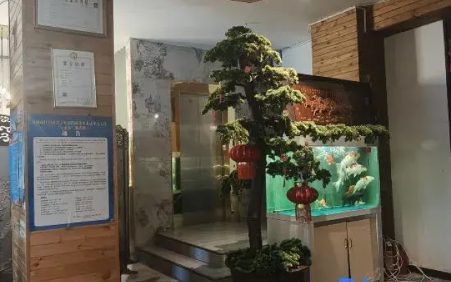 Yuxi Jiangchuan Longmen Inn