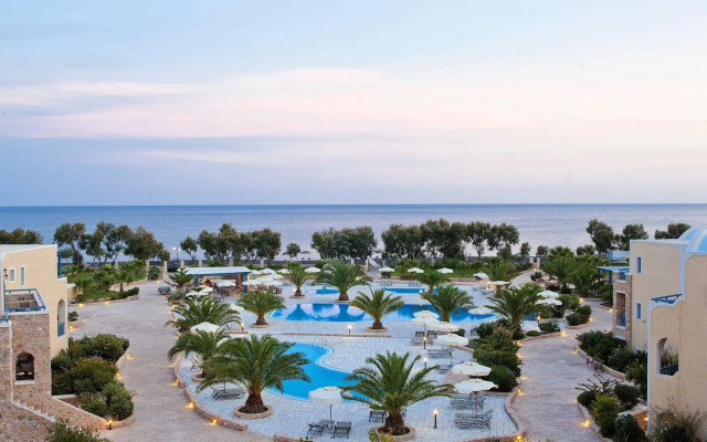 Santo Miramare Resort