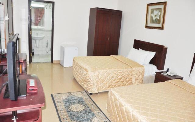 Safeer Plaza Hotel Apartments