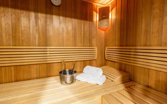 Отель NYX Erfurt by Leonardo Hotels