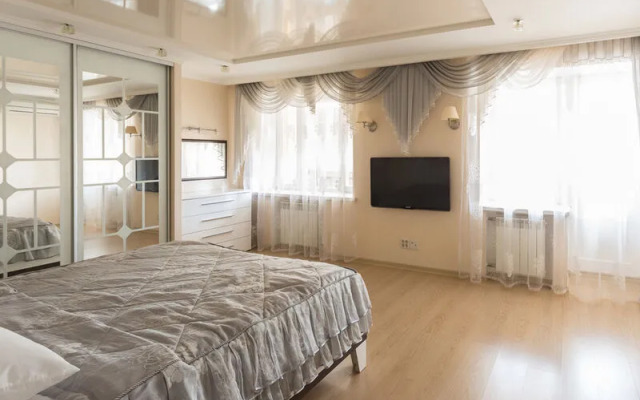 Dve Podushki na ul. Leningradskaya, d.144, kv. 214