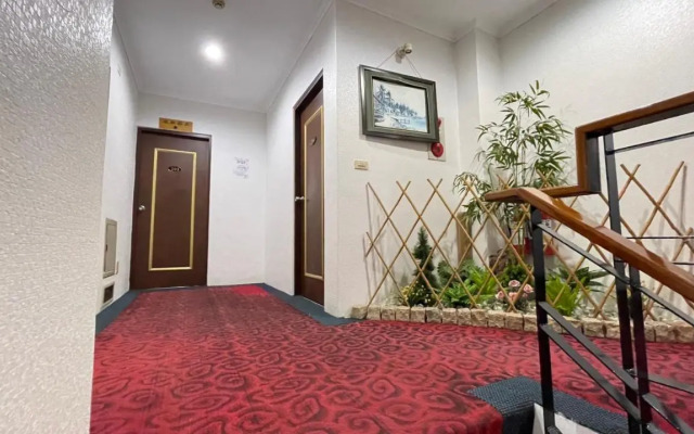 Fu Feng Hotel