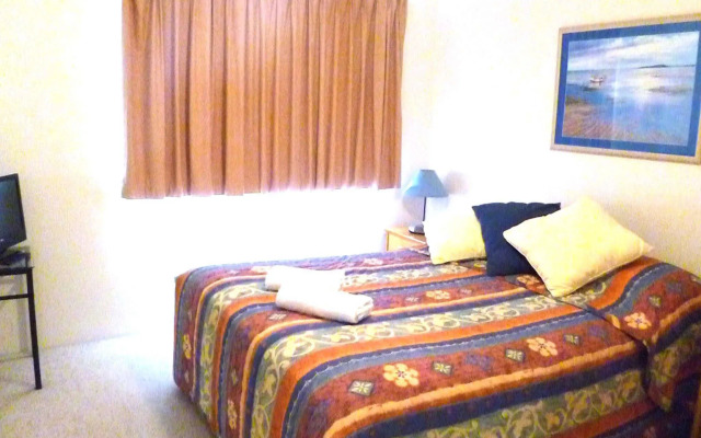 Lindomare Apartments