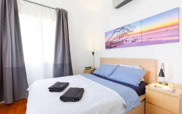 Sunny Home - near West End Cafe's, South Bank & City