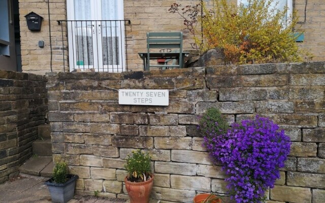 Inviting 2-Bed House in Hebden Bridge