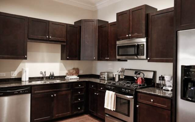 Furnished Apartments in Midtown