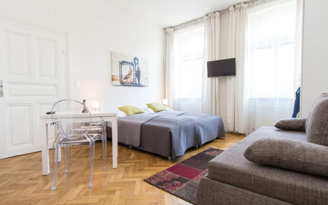 CheckVienna - Hütteldorferstraße
