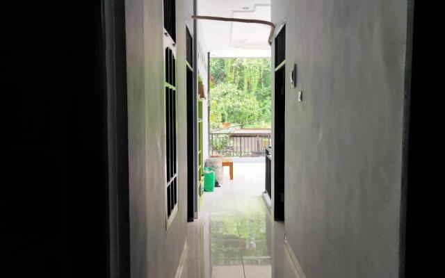 OYO 3919 Karmila Syariah Guest House