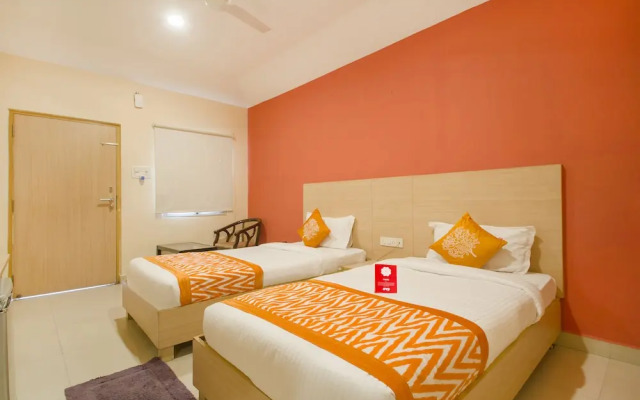 OYO 10235 Oyster Transit Hotels