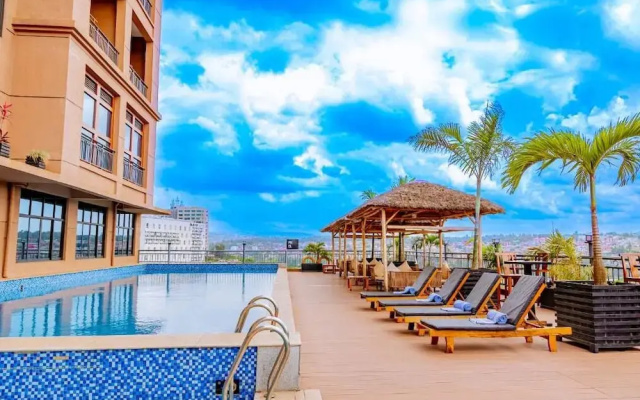 Nadeva Hotel