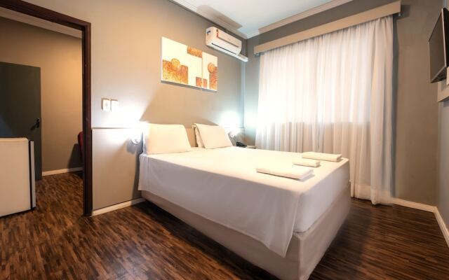 Italian Palace Hotel