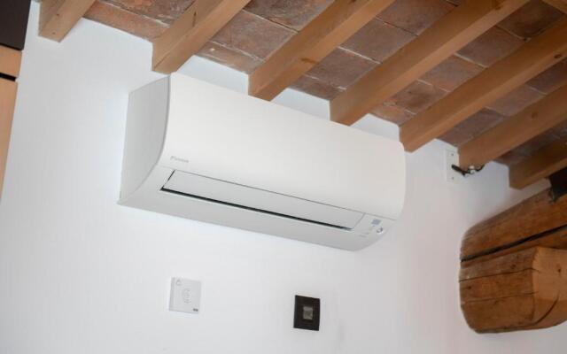 Verona Cathedral Apartments