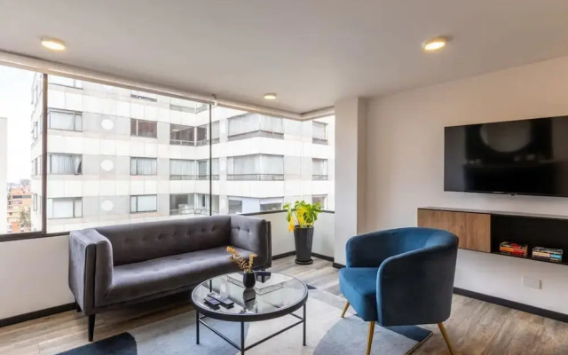 w Spectacular 2BR in Cabrera