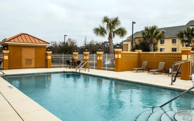 Comfort Inn & Suites Marianna I-10
