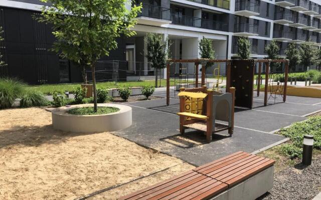 Prymasa Tysiąclecia 83A by Aparthouse