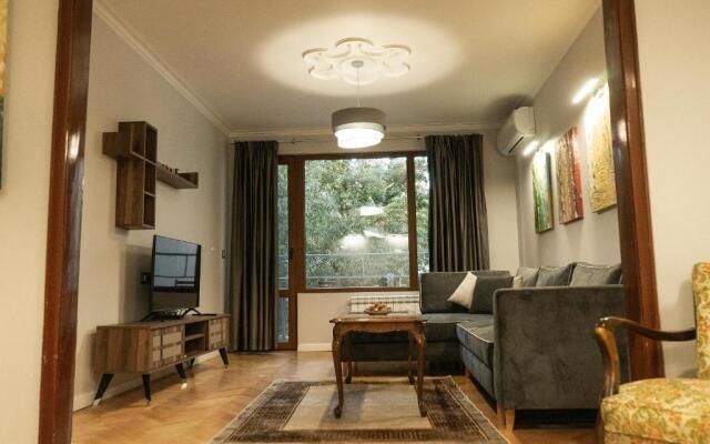 Jasmine Central Apartment