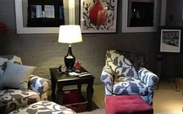 The One Bed and Breakfast