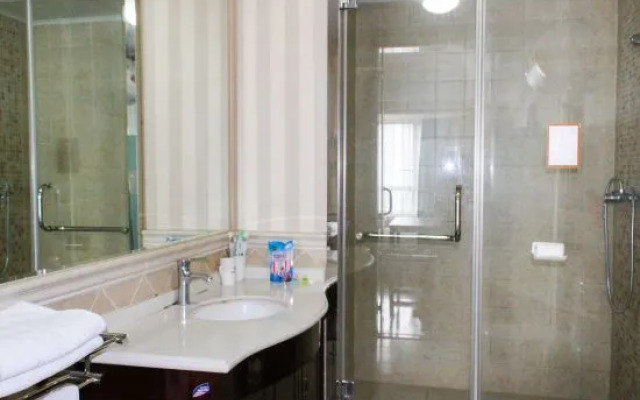 Yiyi Sentiment Apartment Hotel