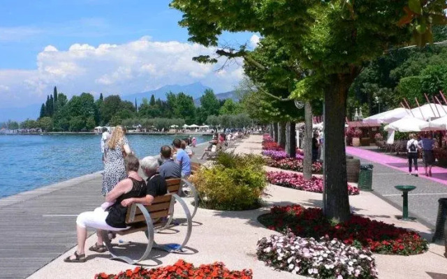 Hotel Alla Riviera