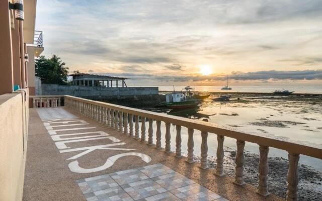 Kellocks seaview apartelle