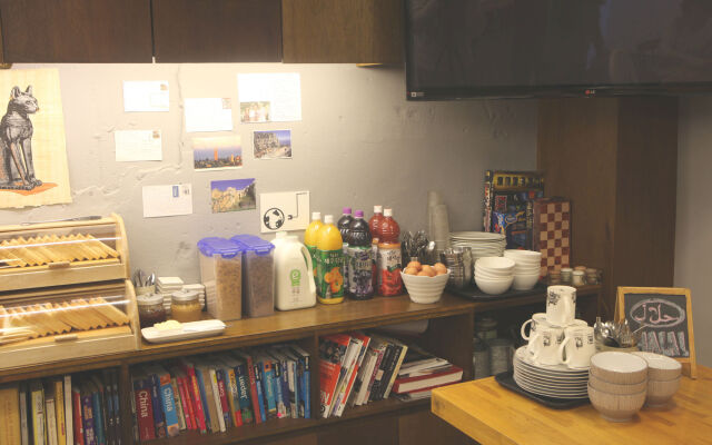 G Guesthouse Itaewon In Seoul  - Hostel