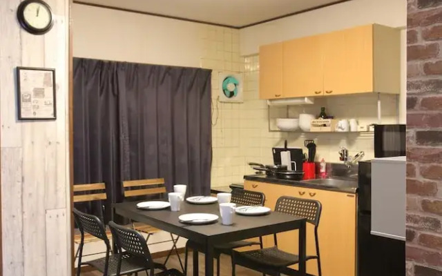 Alex's Home KUROMON