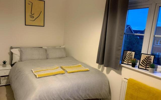 Spacious and amazing 4 bedroom detached house