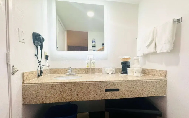 Ramada by Wyndham San Diego Airport