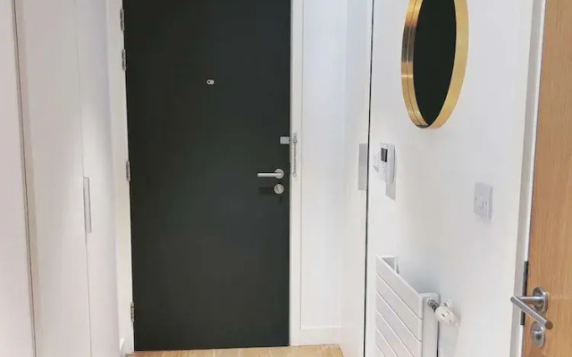 London Apartment Oasis - Close to City Center