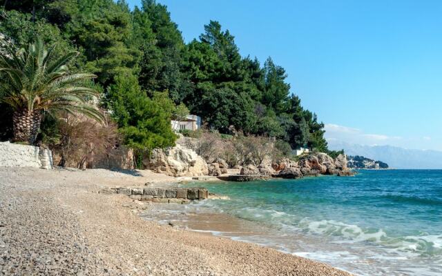 Restful Holiday Home in Stani?I with Balcony