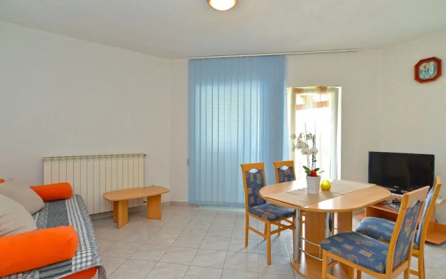 Apartment Mila 395