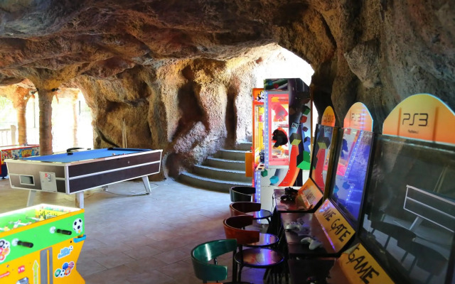 Grand Aquarium