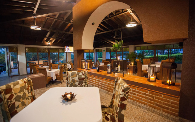 Hotel Casa Legado Spa & Resort