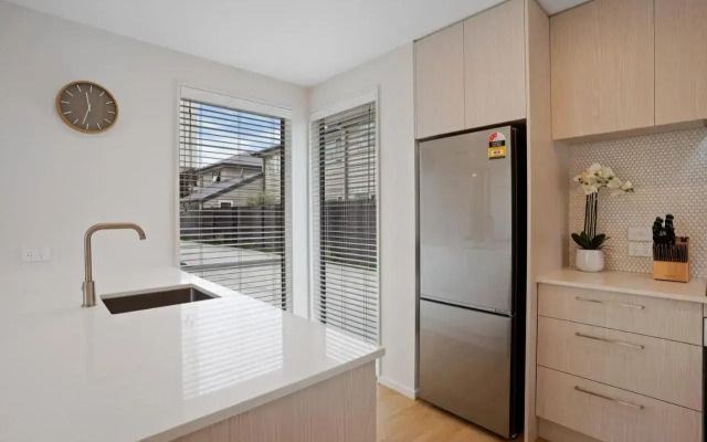Addington Delight - Christchurch Holiday Home