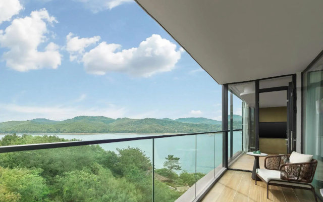 Liyang Hentique Resort & Spa Villa
