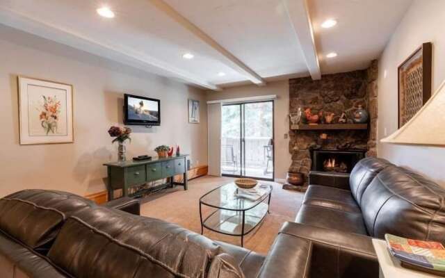 Condo with Outdoor Heated Pool and Free WiFi by RedAwning