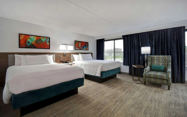 Hilton Garden Inn Detroit Metro Airport