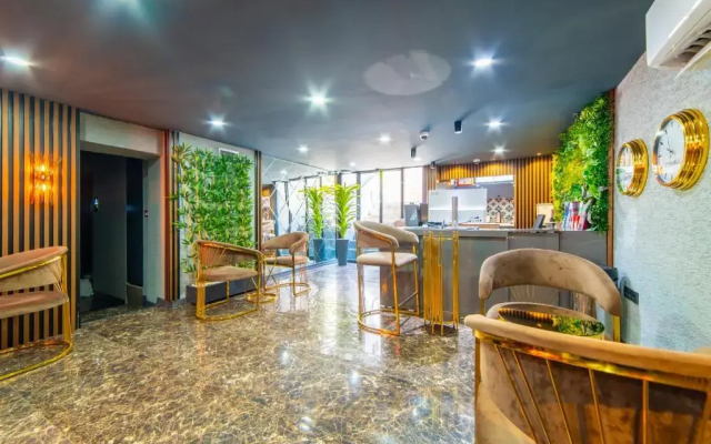 Miss Royal Hotel & SPA