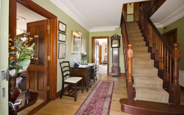 Lurgan House Bed & Breakfast