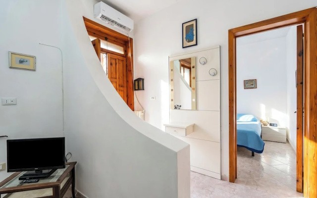 Casa Torre San Giovanni Near the Sea