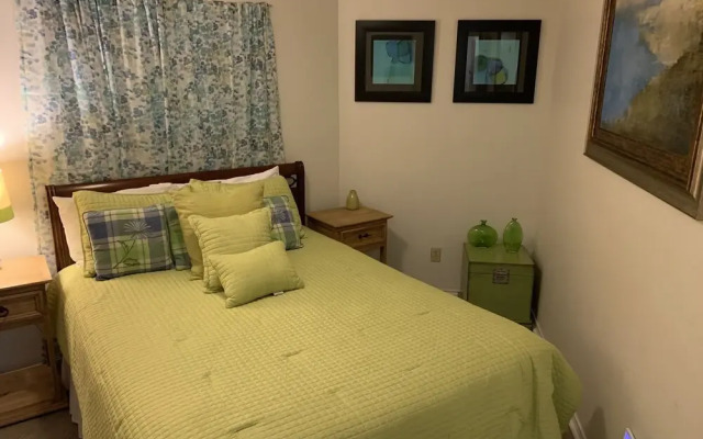 Treetop Villa IC 215