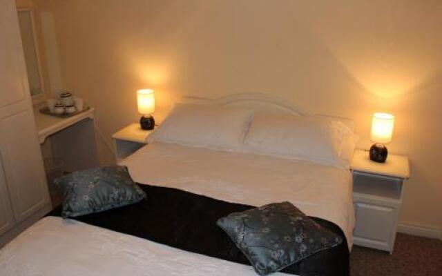 Arch Guesthouse