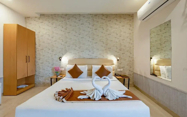 Aadat Hotel Subhash Chowk Gurgaon