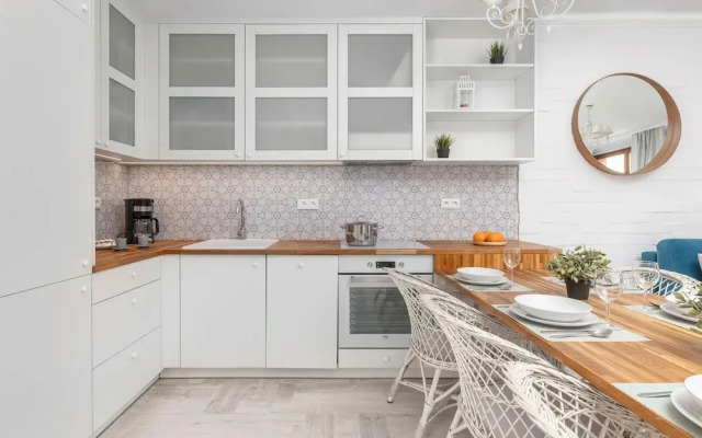 Apartment Near the River by Renters