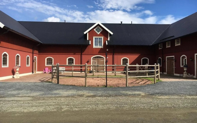 Bashults Gård