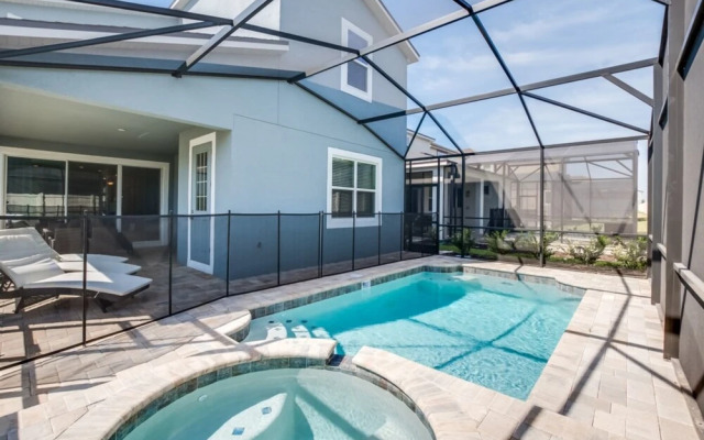 Windsor at Westside 9001