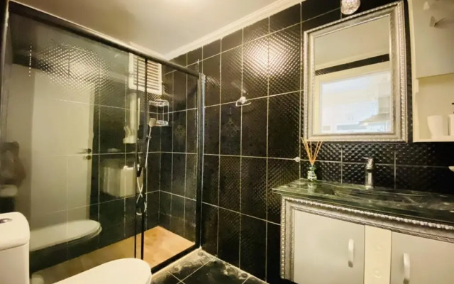 Missafir Amazing Flat With Terrace in Besiktas