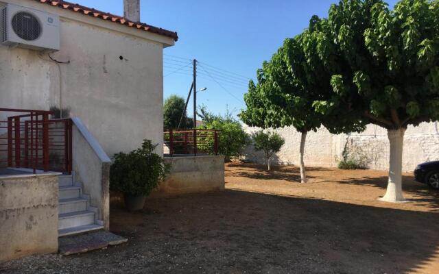 Dimitras and Thalias house