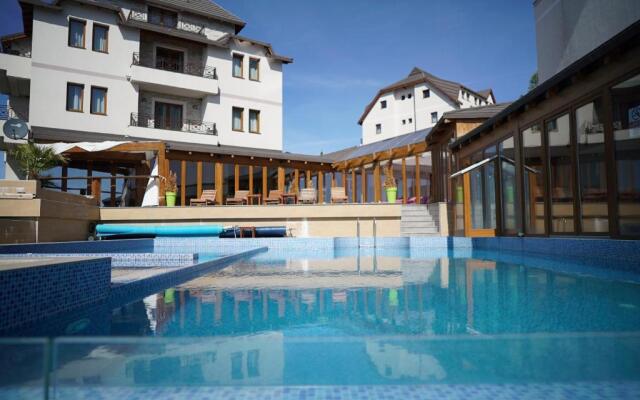 Premier 24 Milmari Kopaonik