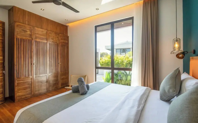 Modern 3BR Villa Enclosed Living – Guest Rooms – Kerobokan Kelod